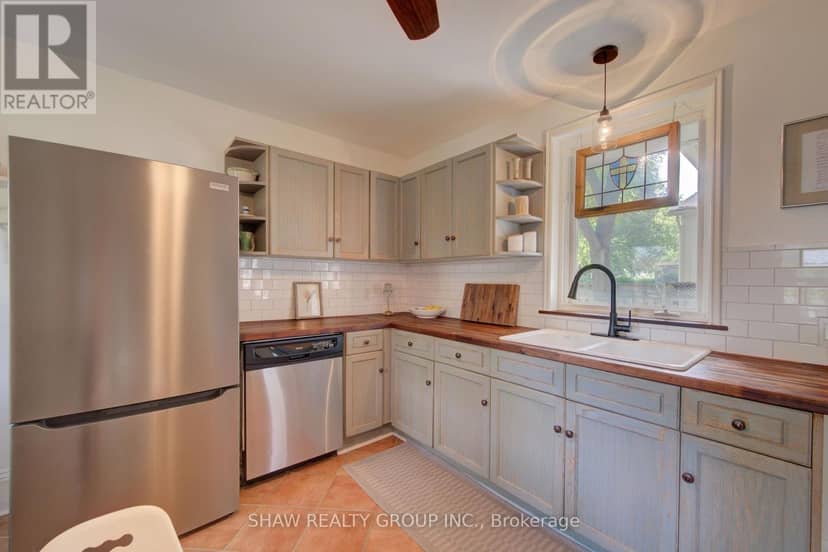 15 Gilholm Avenue — photo 24 of 40