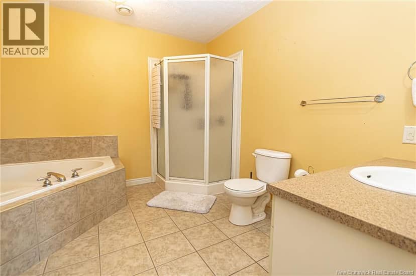 185 Reynolds Street Unit# 33 — photo 23 of 25