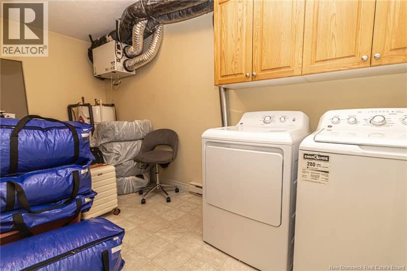 185 Reynolds Street Unit# 33 — photo 25 of 25