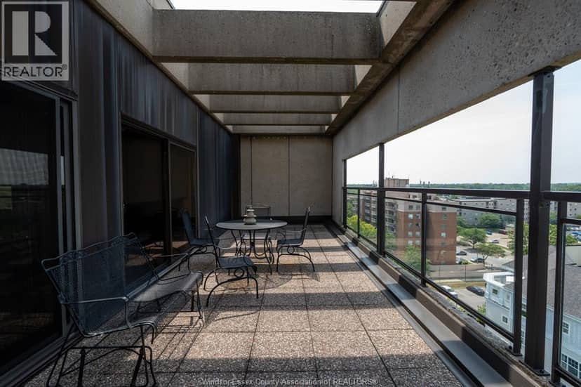 5125 Riverside DRIVE East Unit# 204 — photo 34 of 40