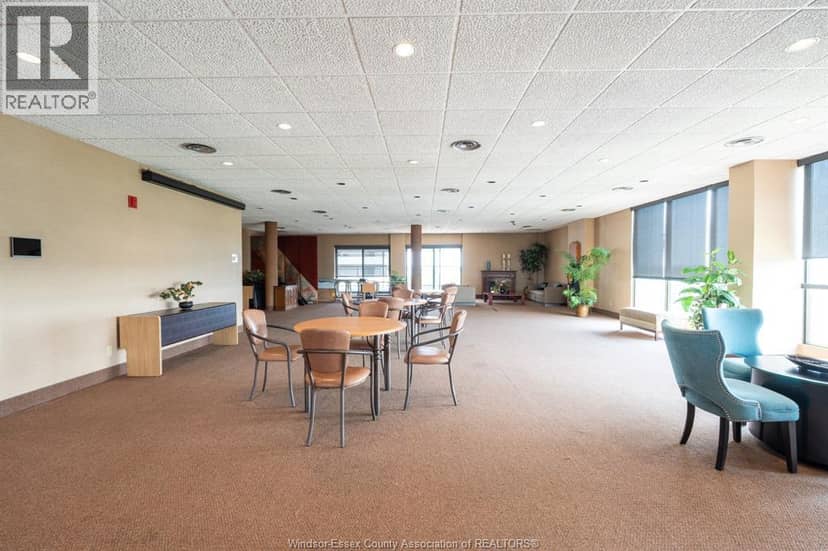 5125 Riverside DRIVE East Unit# 204 — photo 38 of 40