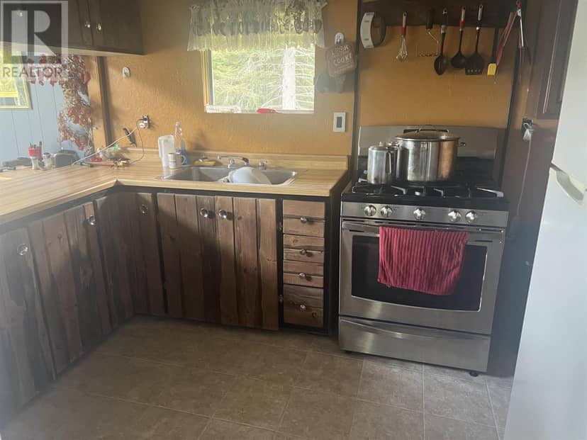 015 Paint Lake RD — photo 20 of 40