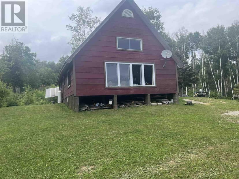 015 Paint Lake RD, Wawa, photo 3