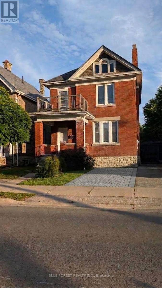867 Queens Avenue — photo 1 of 28