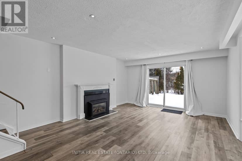 19 - 55 Arbour Glen Crescent — photo 7 of 23