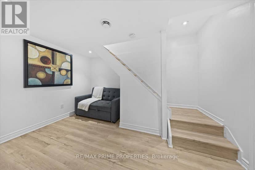 29 - 6252 Castille Court — photo 33 of 40