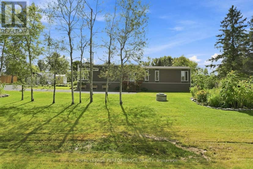 880 Concession 1 Road, Alfred and Plantagenet, photo 2
