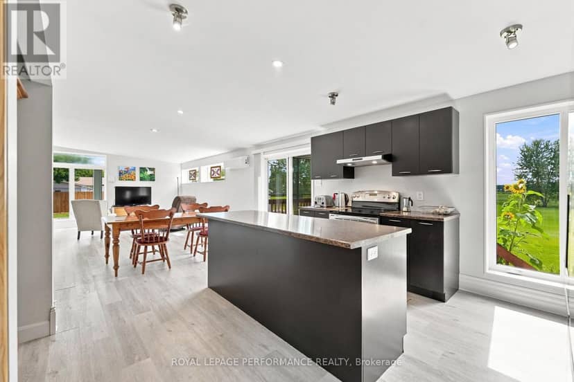 880 Concession 1 Road, Alfred and Plantagenet, photo 5