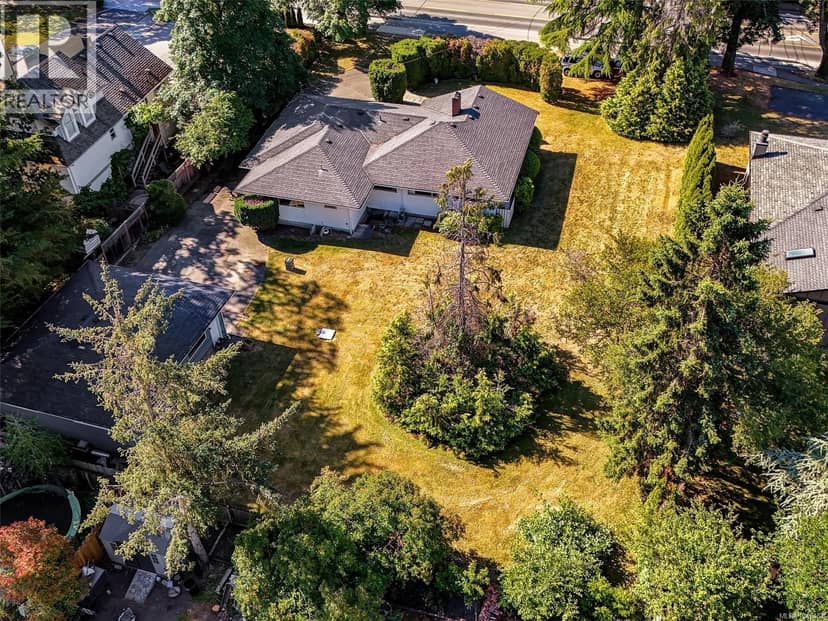 1716 Feltham Rd, Saanich