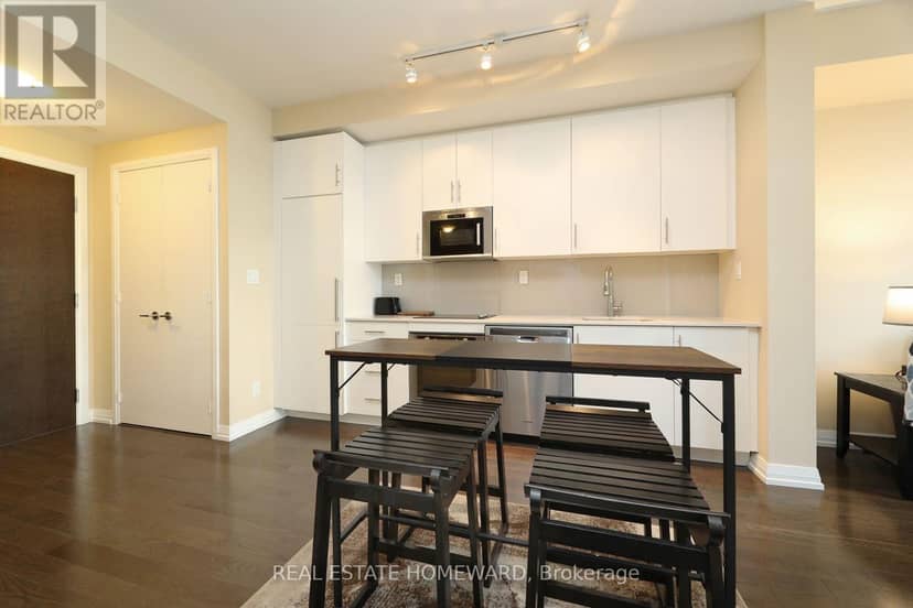 609 - 460 Adelaide Street E — photo 6 of 23