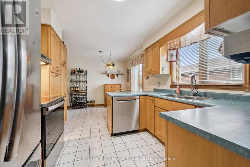 11 Keating Drive — photo 11 of 20