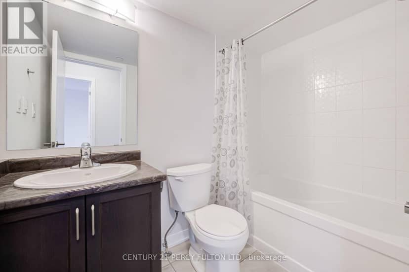 318 - 1460 Whites Road — photo 18 of 40