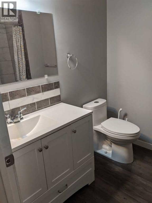 4908 54 Avenue — photo 34 of 35