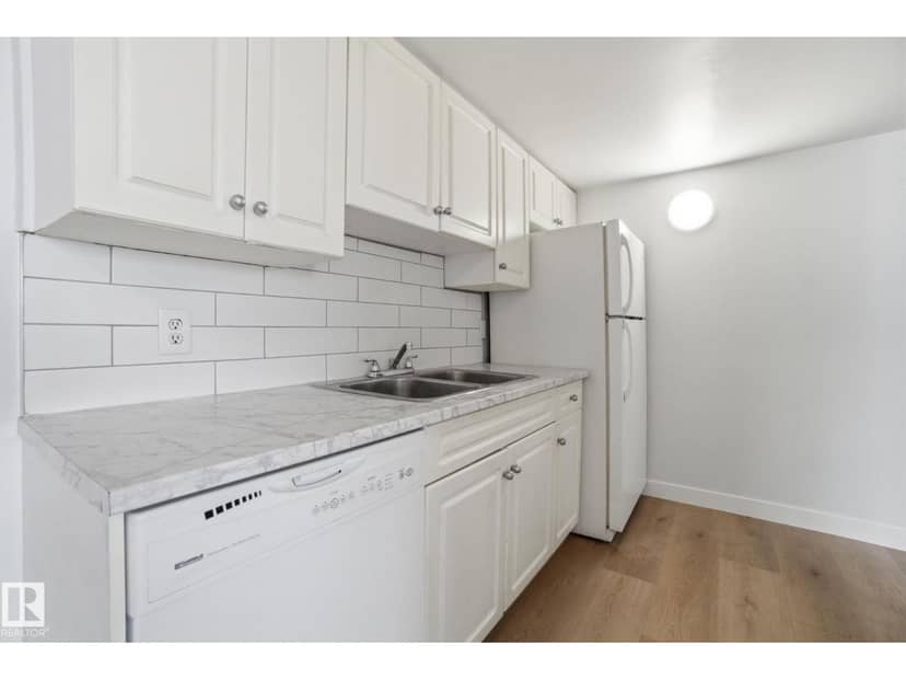 #308 2908 116A AV NW — photo 17 of 40