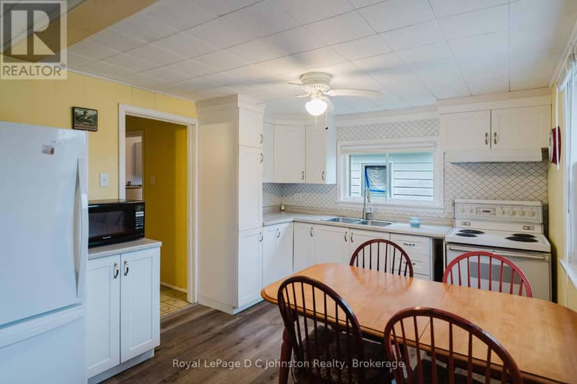 210 Laird Lane — photo 28 of 34