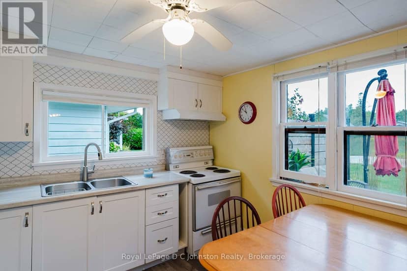 210 Laird Lane — photo 29 of 34