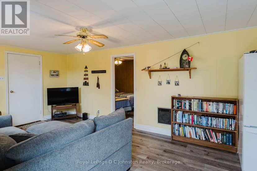 210 Laird Lane — photo 23 of 34
