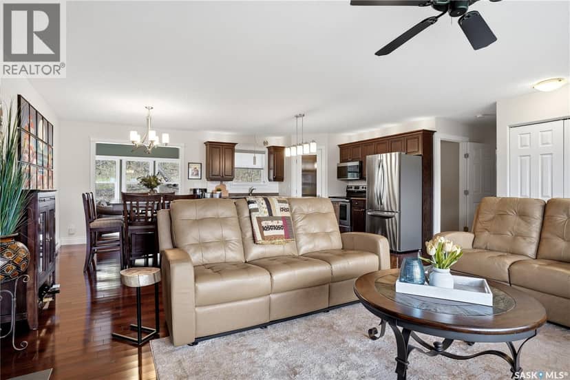 115 Cedar CRESCENT — photo 16 of 40
