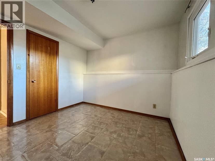 103 Cottonwood CRESCENT — photo 33 of 40