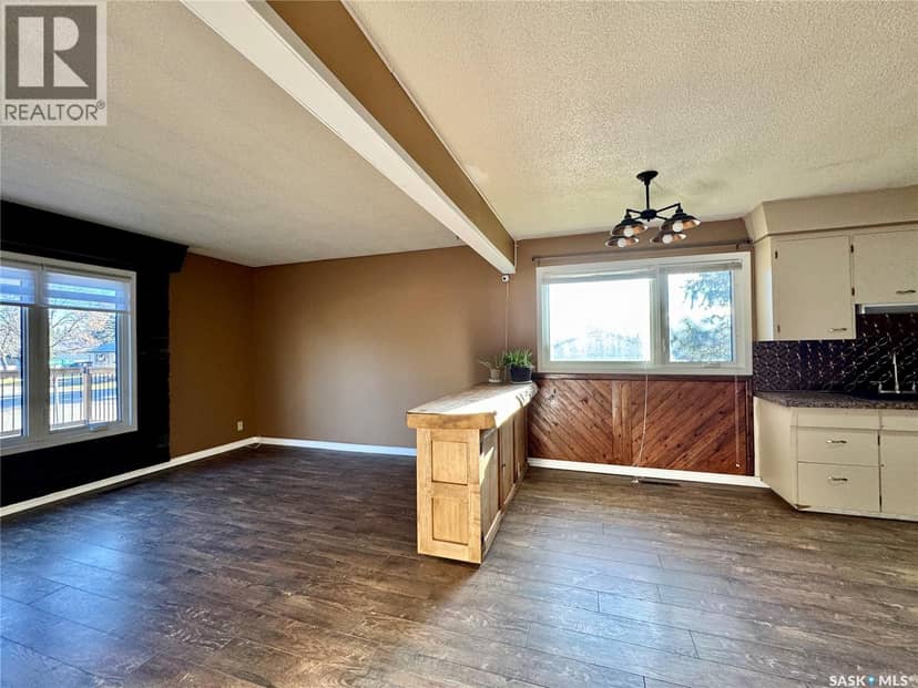 103 Cottonwood CRESCENT — photo 6 of 40