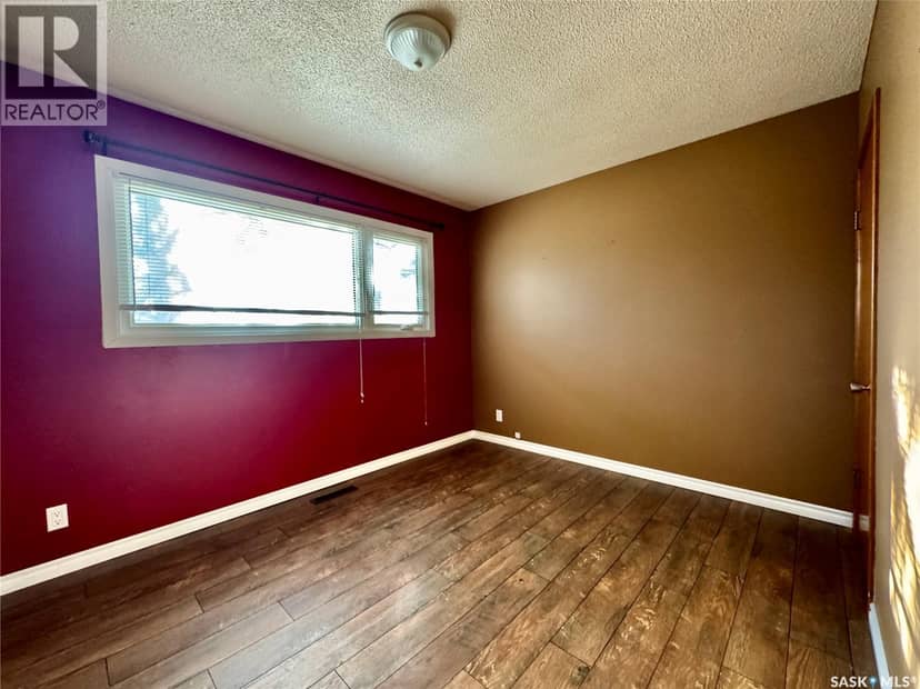 103 Cottonwood CRESCENT — photo 18 of 40