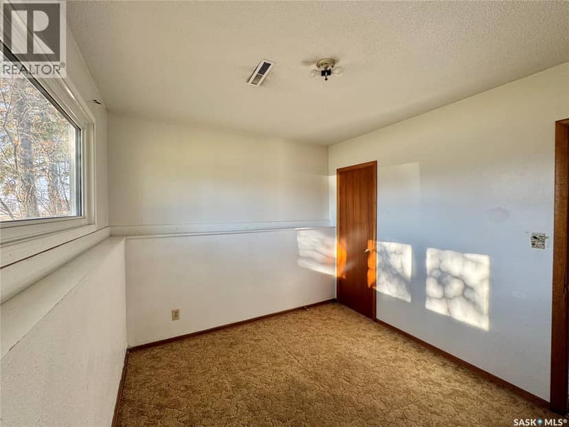 103 Cottonwood CRESCENT — photo 31 of 40