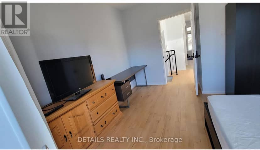 1 - 795 Montreal Road — photo 8 of 15