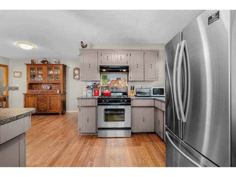 3670 207B STREET, Langley, photo 2