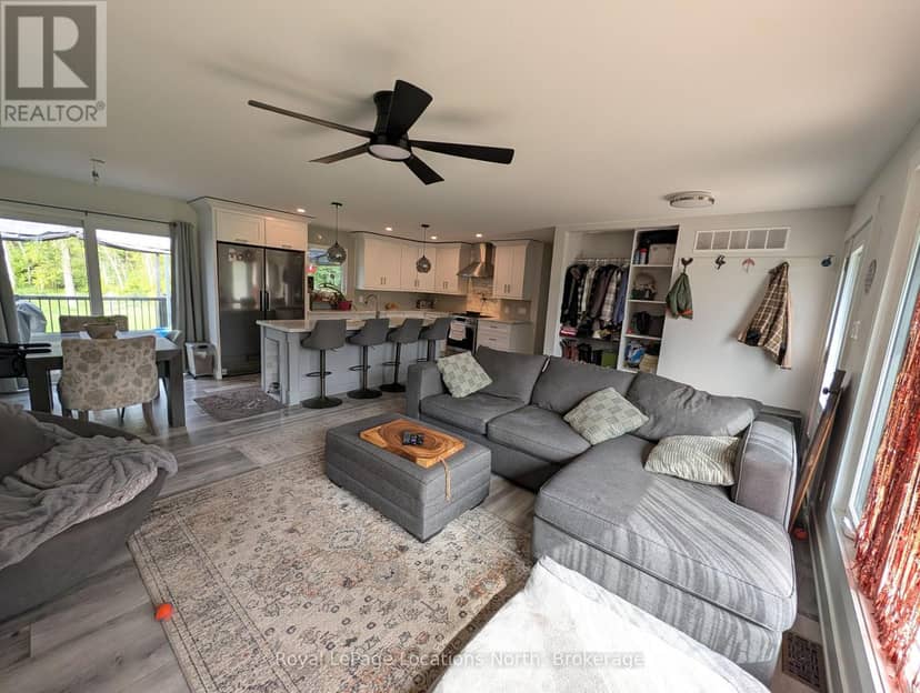 252 Lyons Court — photo 10 of 16