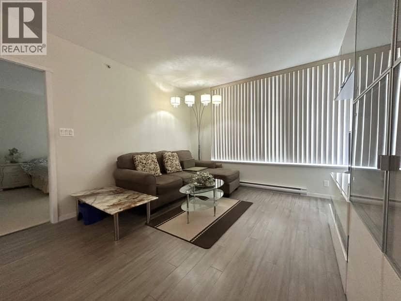 307 3102 WINDSOR GATE, Coquitlam, photo 2