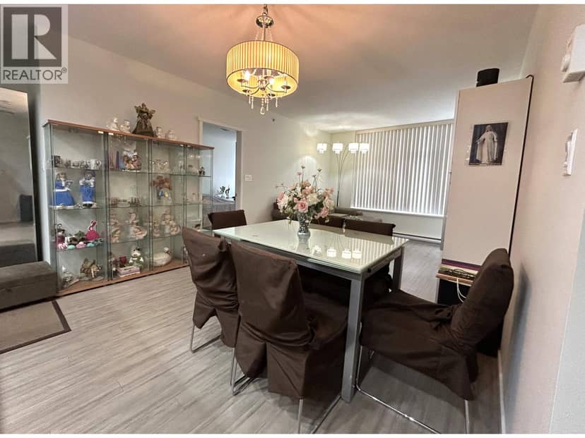 307 3102 WINDSOR GATE, Coquitlam, photo 6