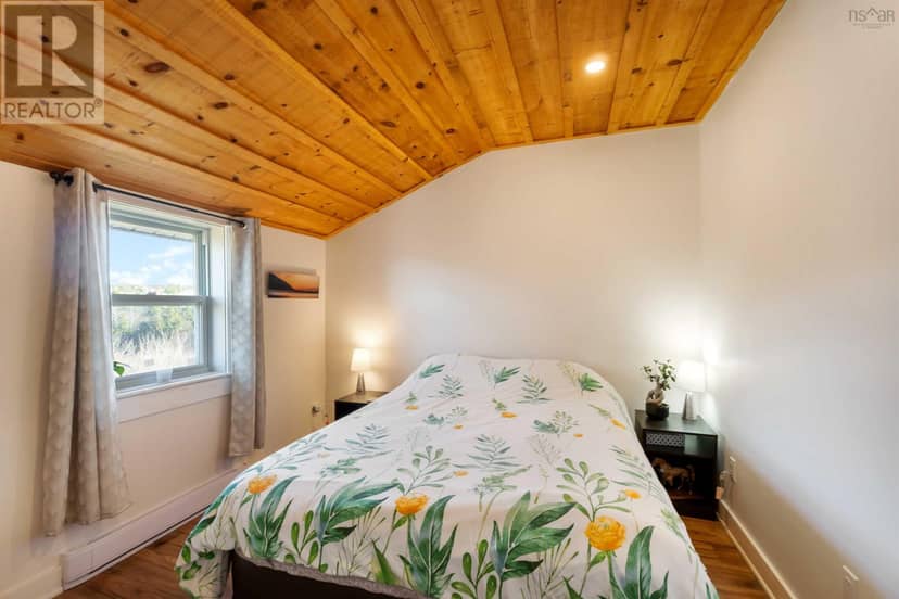 1028 Culloden Road — photo 38 of 40