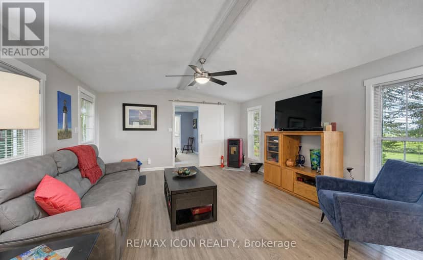 30 Grand Vista Crescent — photo 18 of 34