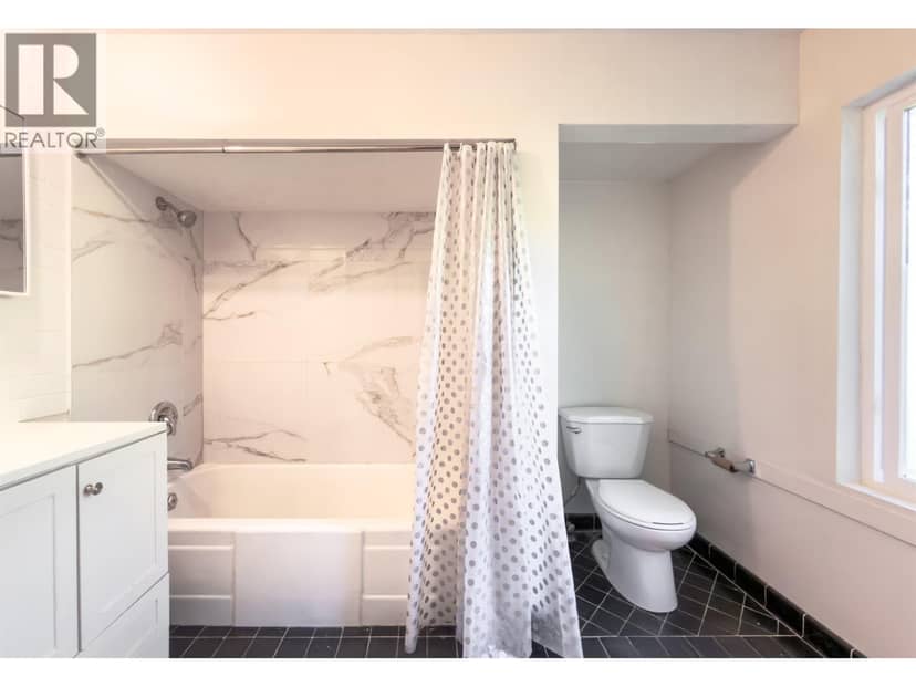 4390 LOCARNO CRESCENT, Vancouver, photo 7