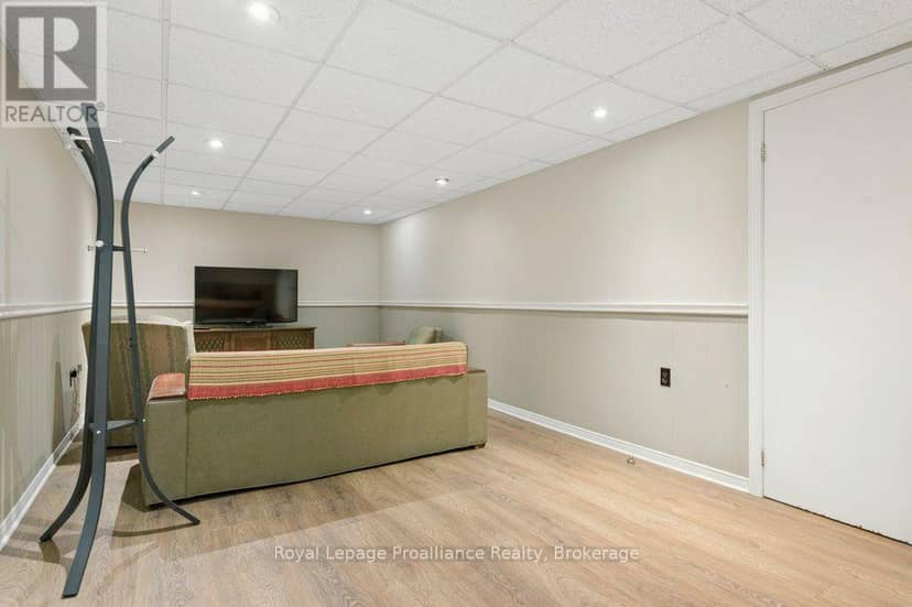 18 Conger Place — photo 31 of 40