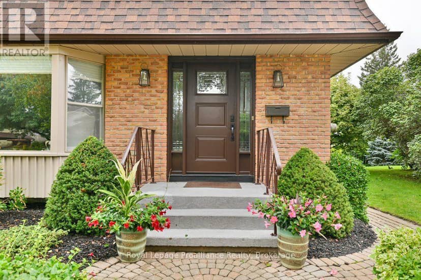 18 Conger Place — photo 7 of 40
