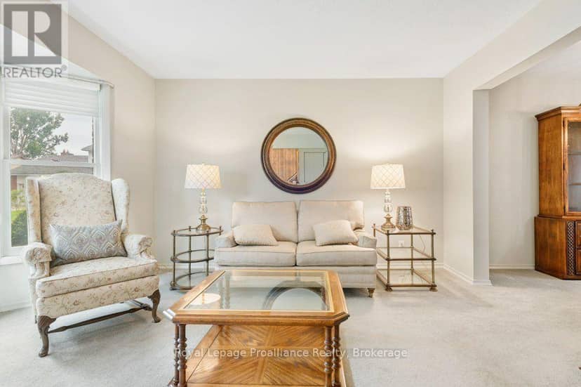 18 Conger Place — photo 9 of 40