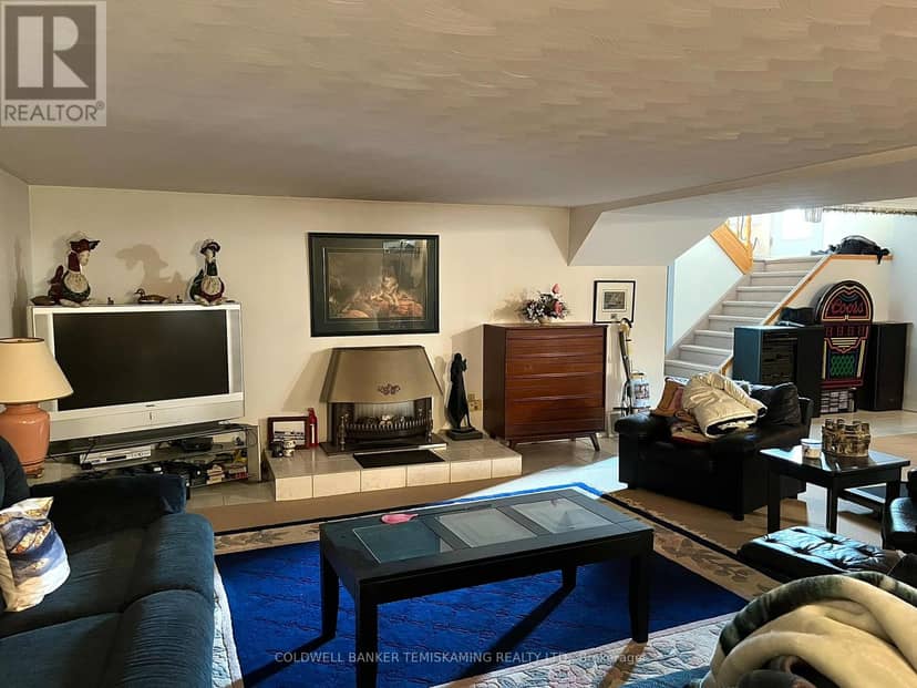 8 Michael Street — photo 27 of 40