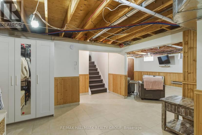 408 Yole Crescent — photo 38 of 40