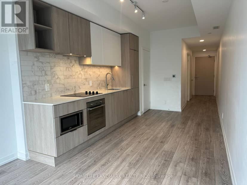 535 - 2020 Bathurst Street — photo 10 of 17