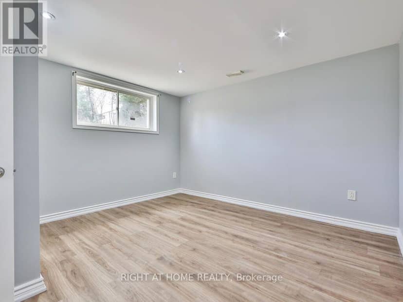 9 Allister Avenue — photo 39 of 40