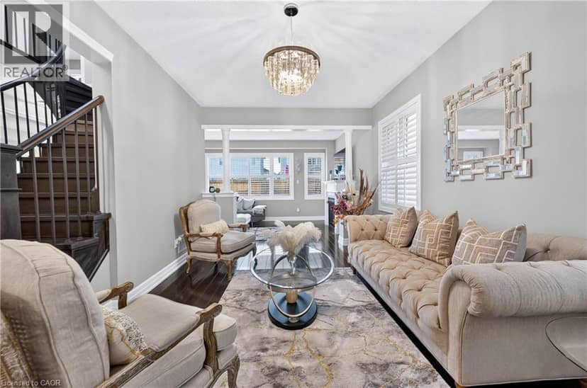 484 GREENWOOD Drive — photo 8 of 40