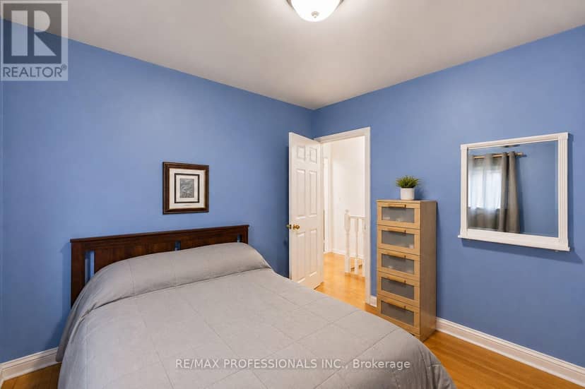 166 Caledonia Road — photo 13 of 34