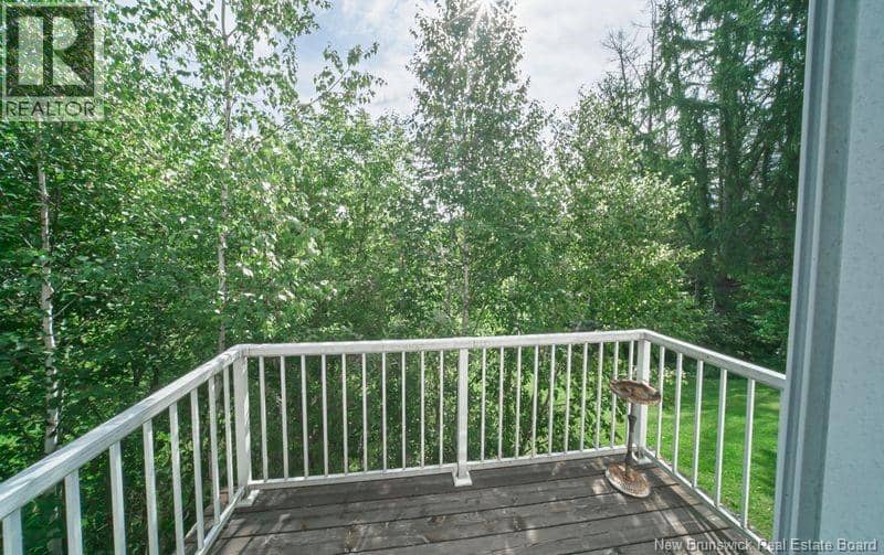 51 Hillcrest Drive — photo 17 of 20