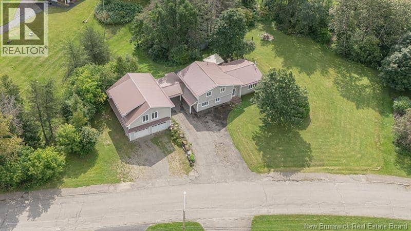 51 Hillcrest Drive, Perth-Andover, photo 2