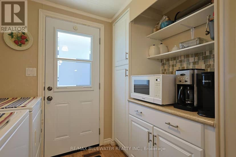95 Shannon Boulevard — photo 25 of 40