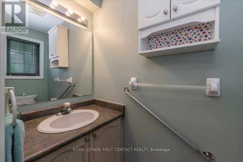 28 Pass Court, Barrie, photo 5