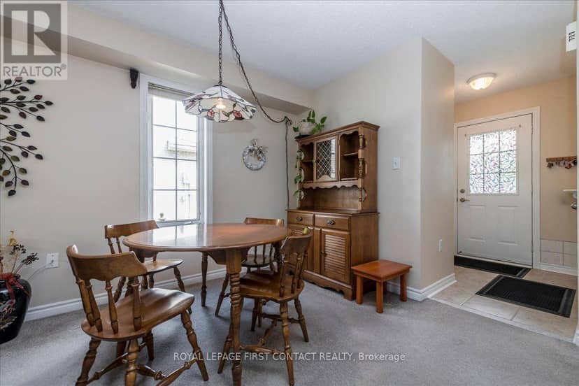 28 Pass Court, Barrie, photo 6