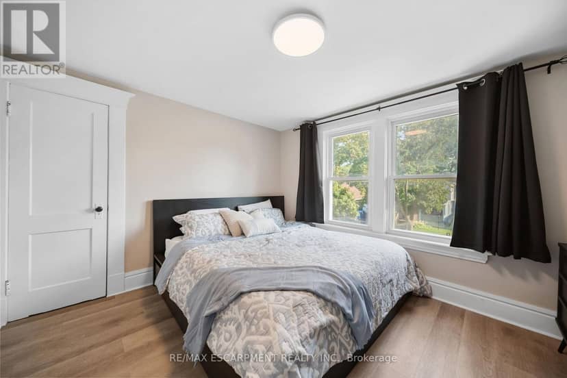 80 Sarah Street — photo 22 of 38