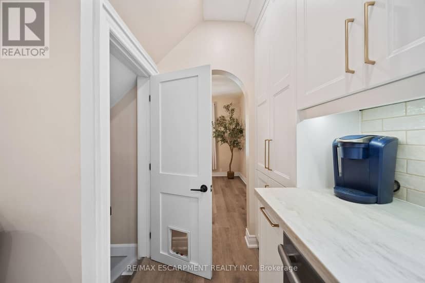 80 Sarah Street — photo 28 of 38